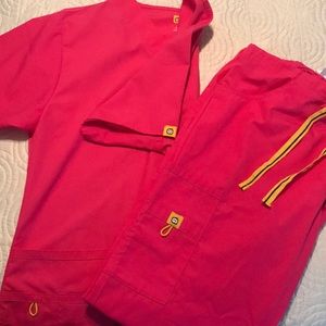 WonderWink scrubs, size medium, EUC